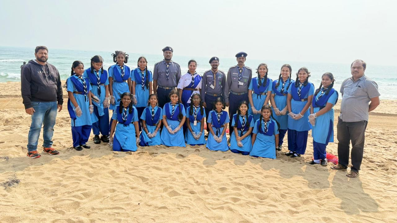 Scouts & Guides: Beach Warriors for Tomorrow